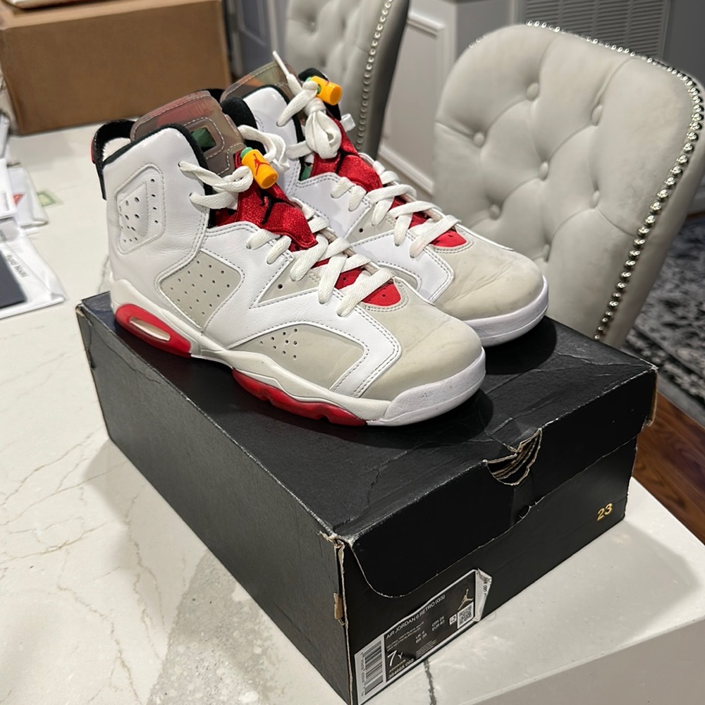 Jordan 6 Retro GS Hare Sneakers